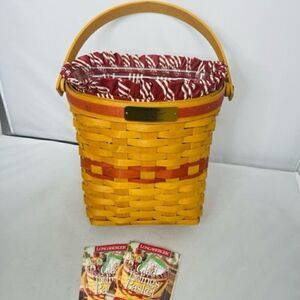 Longaberger 1998 Christmas Collection Glad Tidings Red Basket W/ Liner & Protect